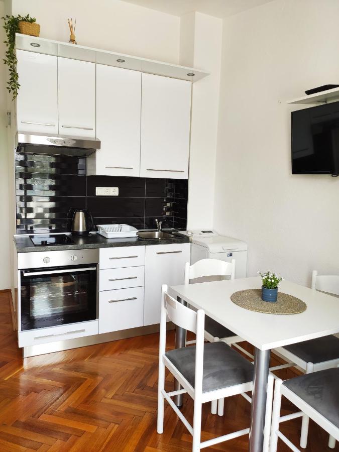 Apartman Marina II Рогозница Экстерьер фото