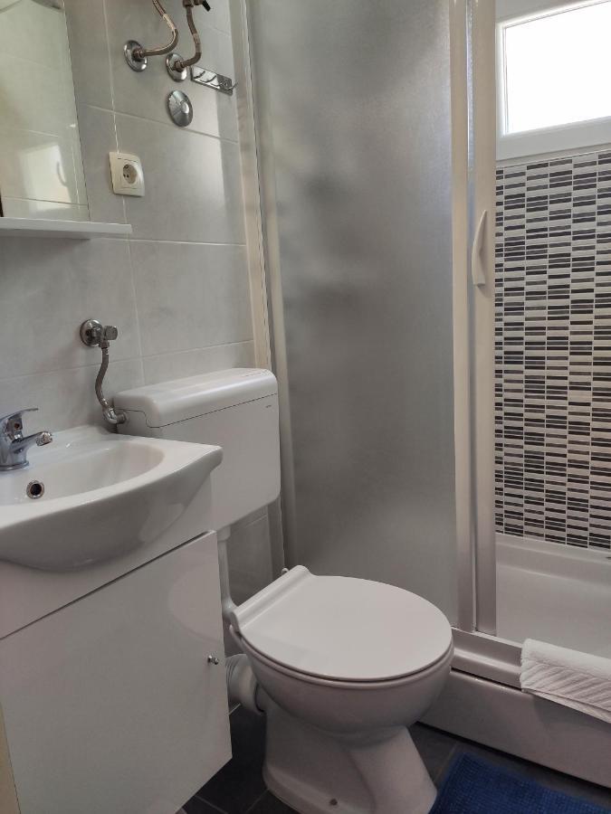 Apartman Marina II Рогозница Экстерьер фото